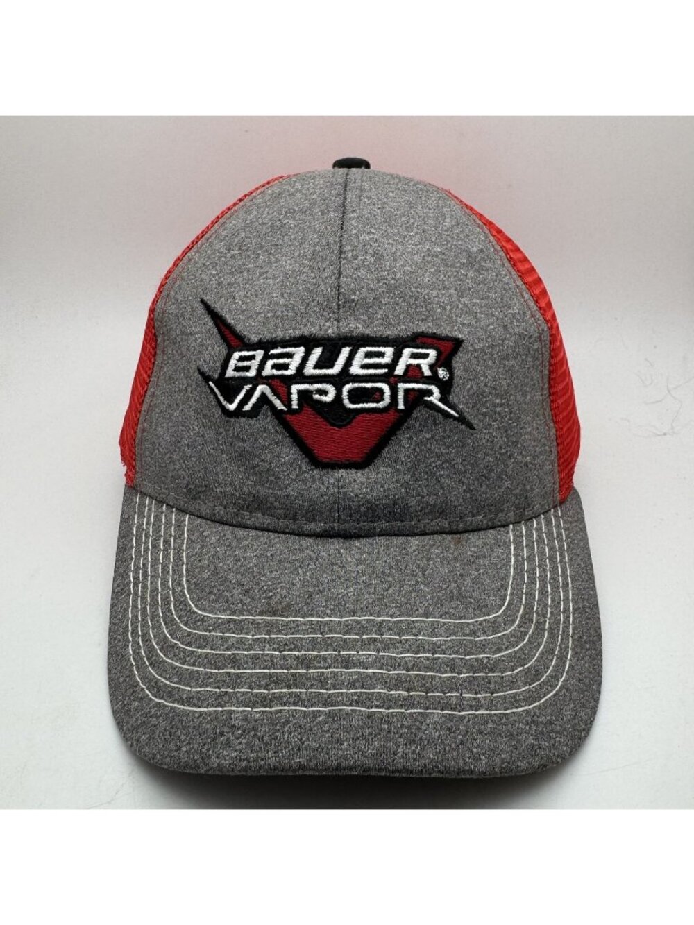 Bauer Vapor Hockey Trucker Hat Cap Grey Red Mesh Adjustable S/M Showcase Apparel